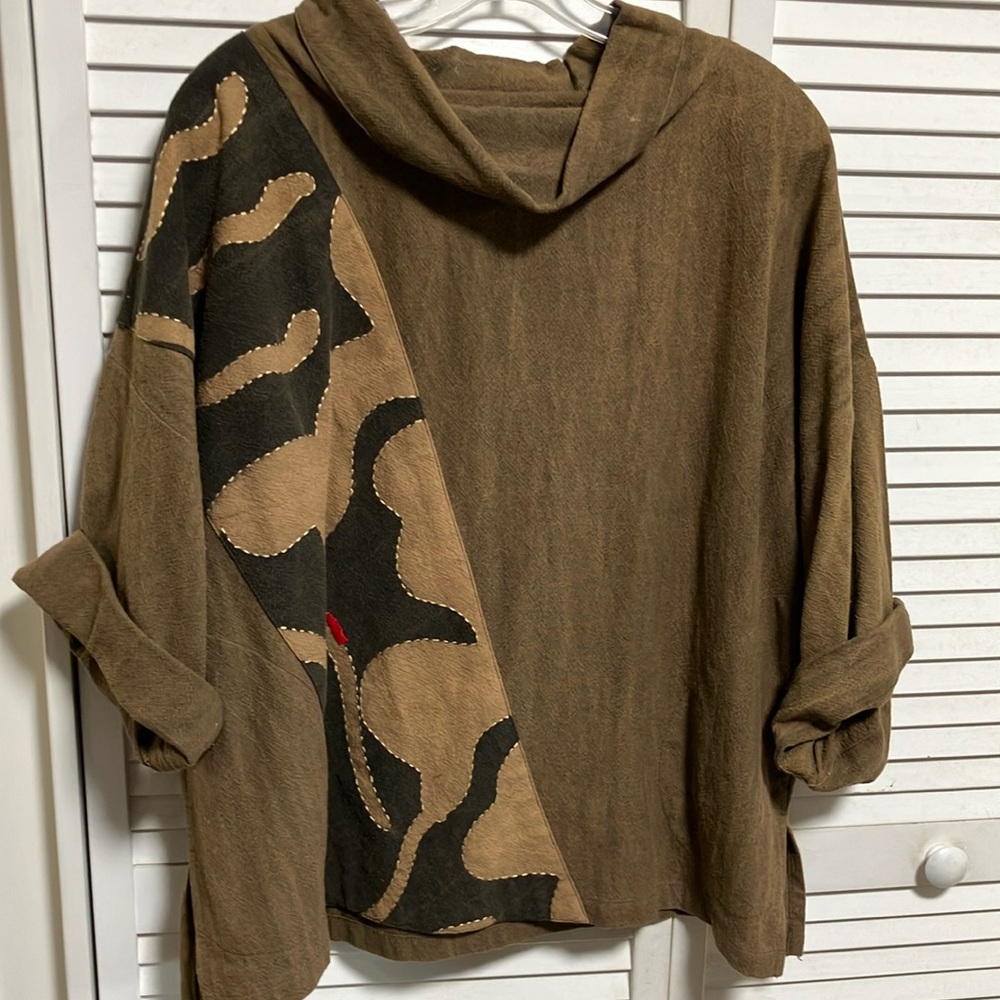 All cotton, no label, women’s brown heavy cotton top